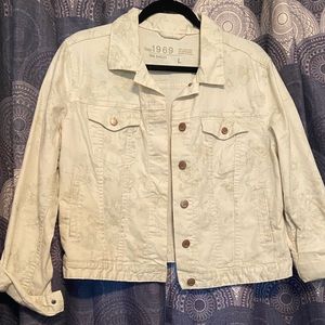 GAP 1969 Icon Patterned Denim Jacket